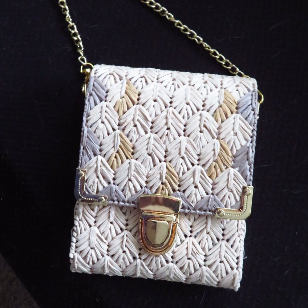 Handmade raffia phone bag